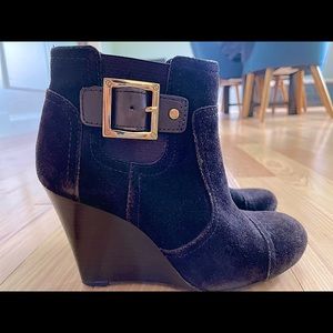Tory Burch wedge booties with buckle. Chocolate suede in EUC. Sz 7